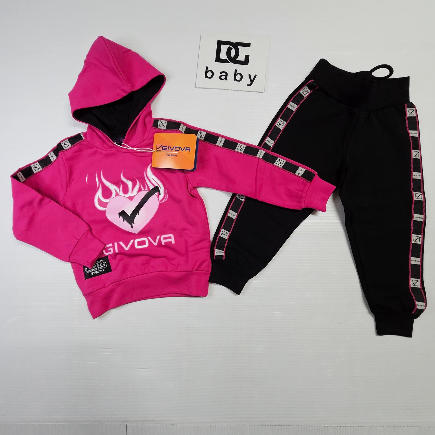 tuta GIVOVA CUORE