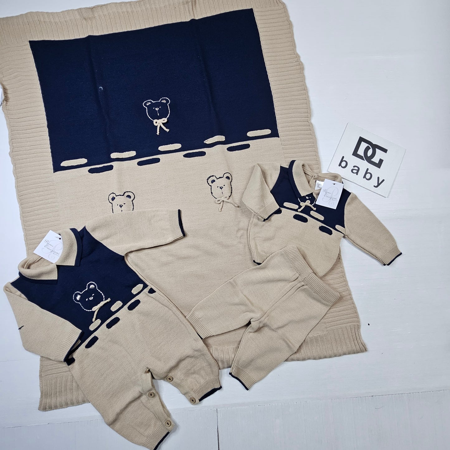 🧸 Copertina neonato beige e blu con orsetti – art. 990