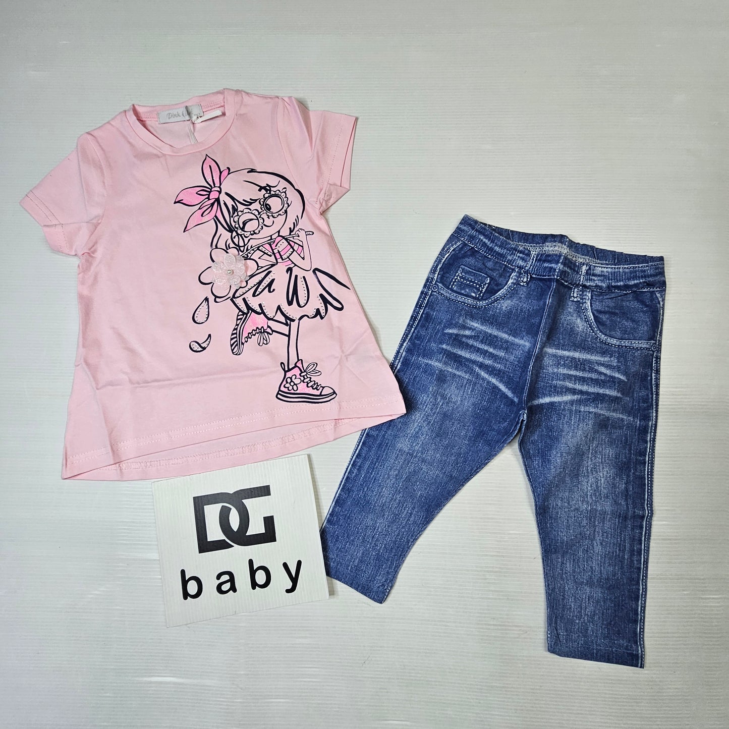 Completo bambina “Little Girl Denim” t-shirt + leggings capri effetto jeans