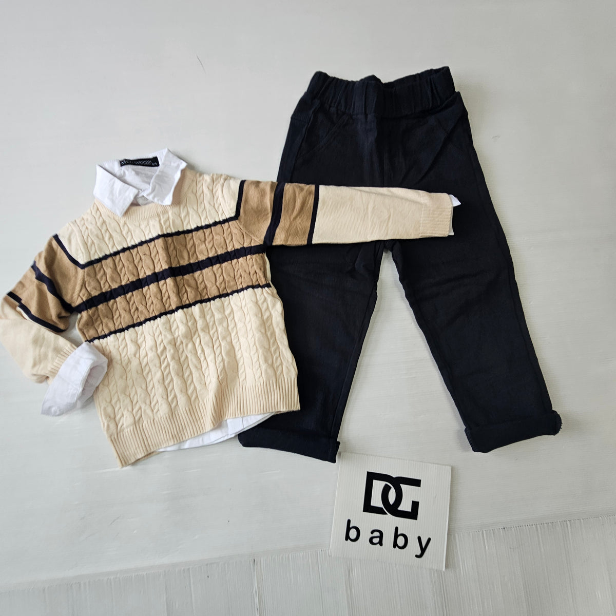 Completo Bambino Classic 3 Pezzi con Maglioncino