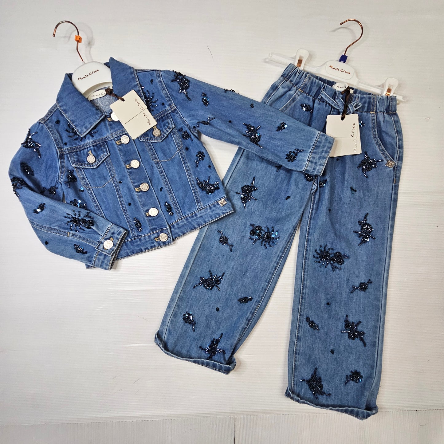 Completo Bambina Manila Grace – Giacca e Jeans Ricamati
