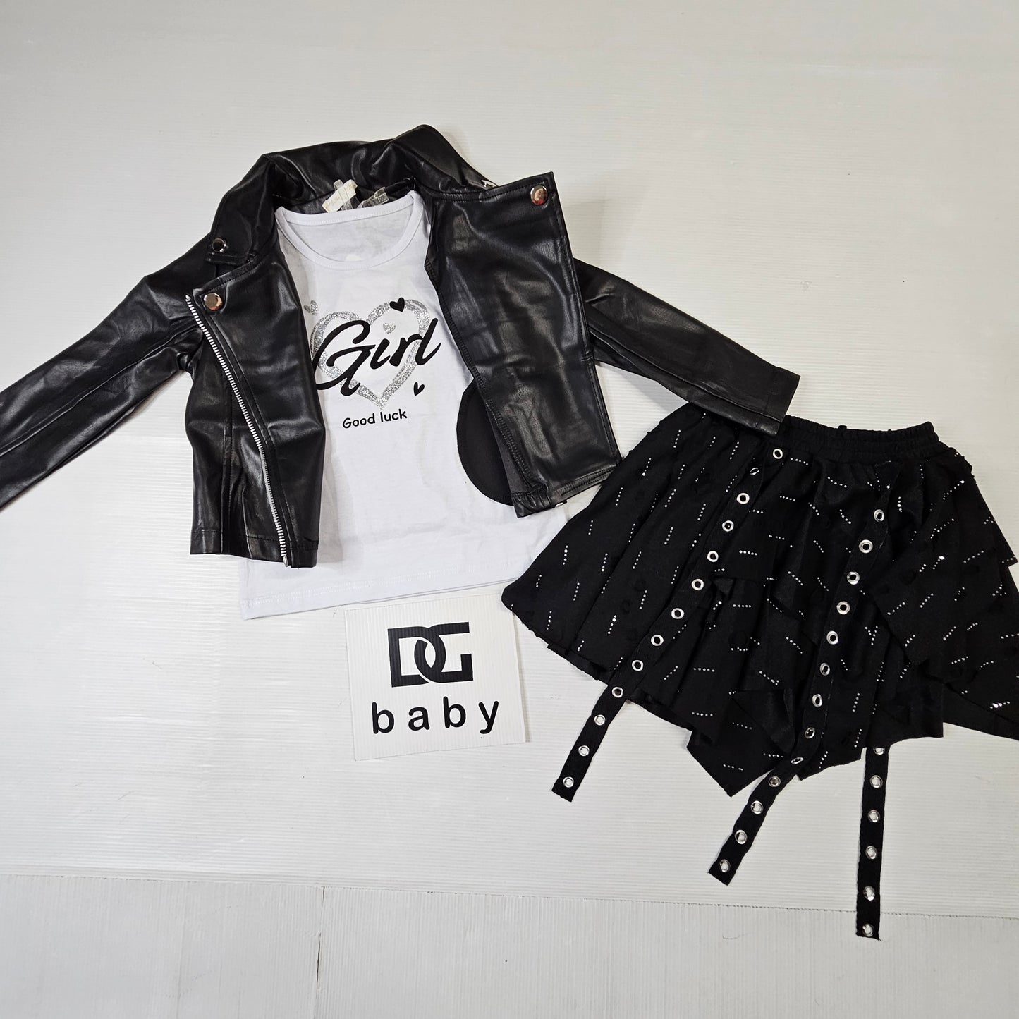 Completo “Girl Rebel” 🖤✨