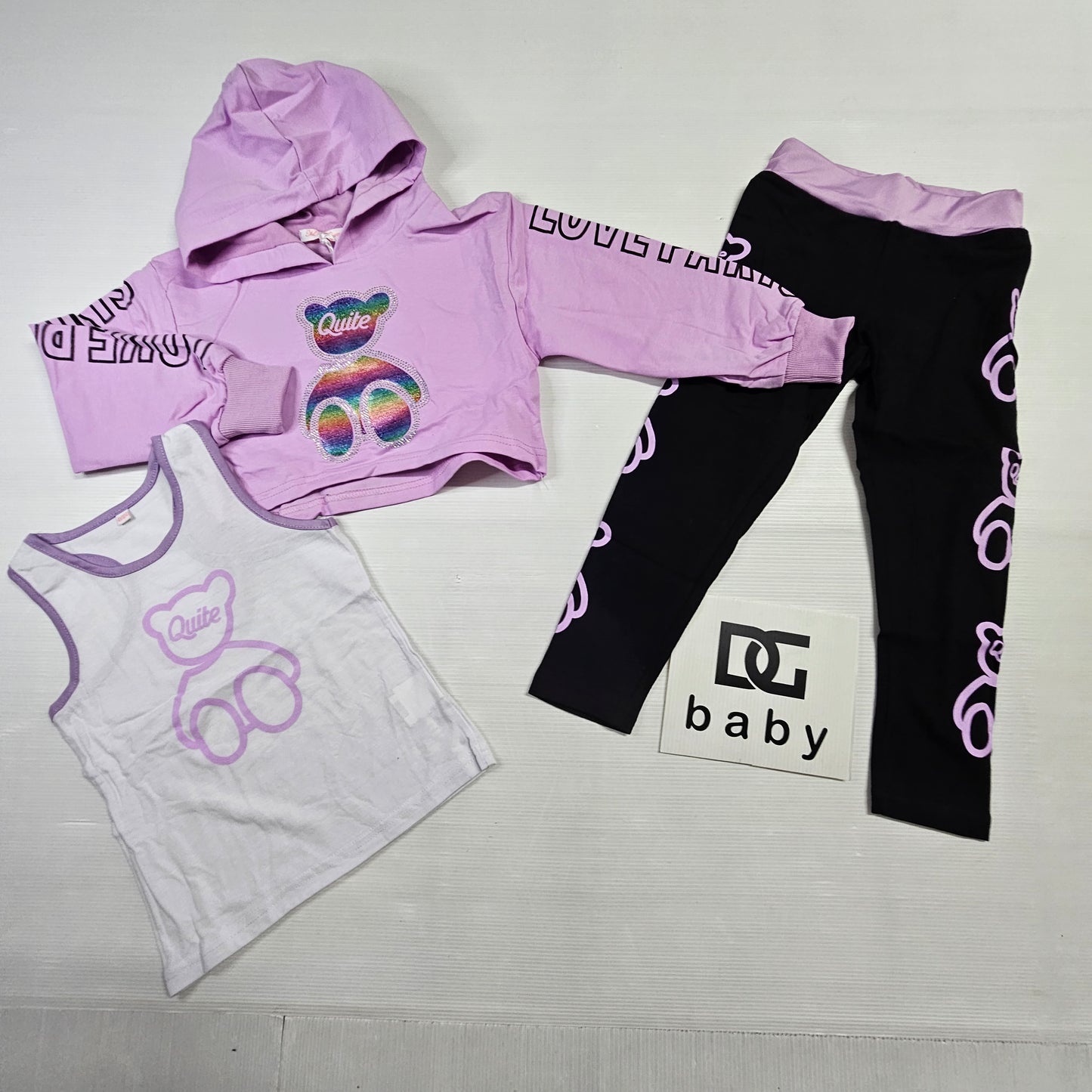 completo tuta LOVE PARIS