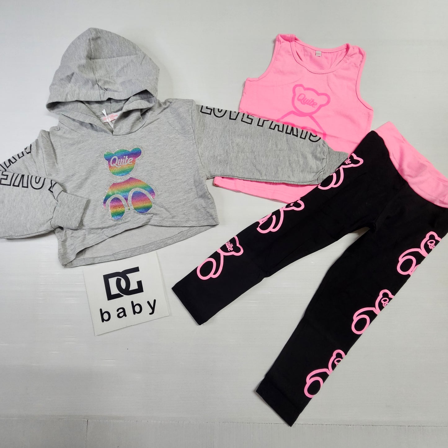 completo tuta LOVE PARIS