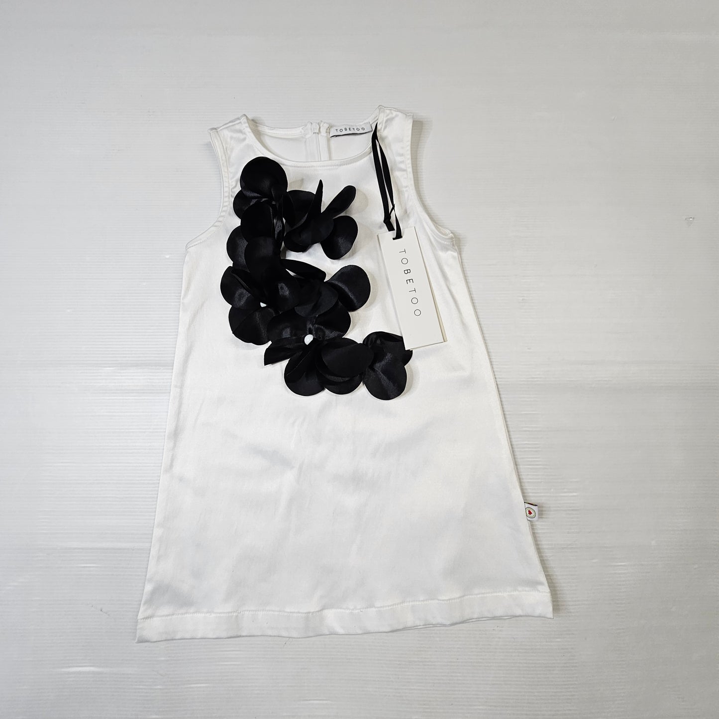 Vestito bimba TO BE TOO TB525 bianco con fiori applicati neri