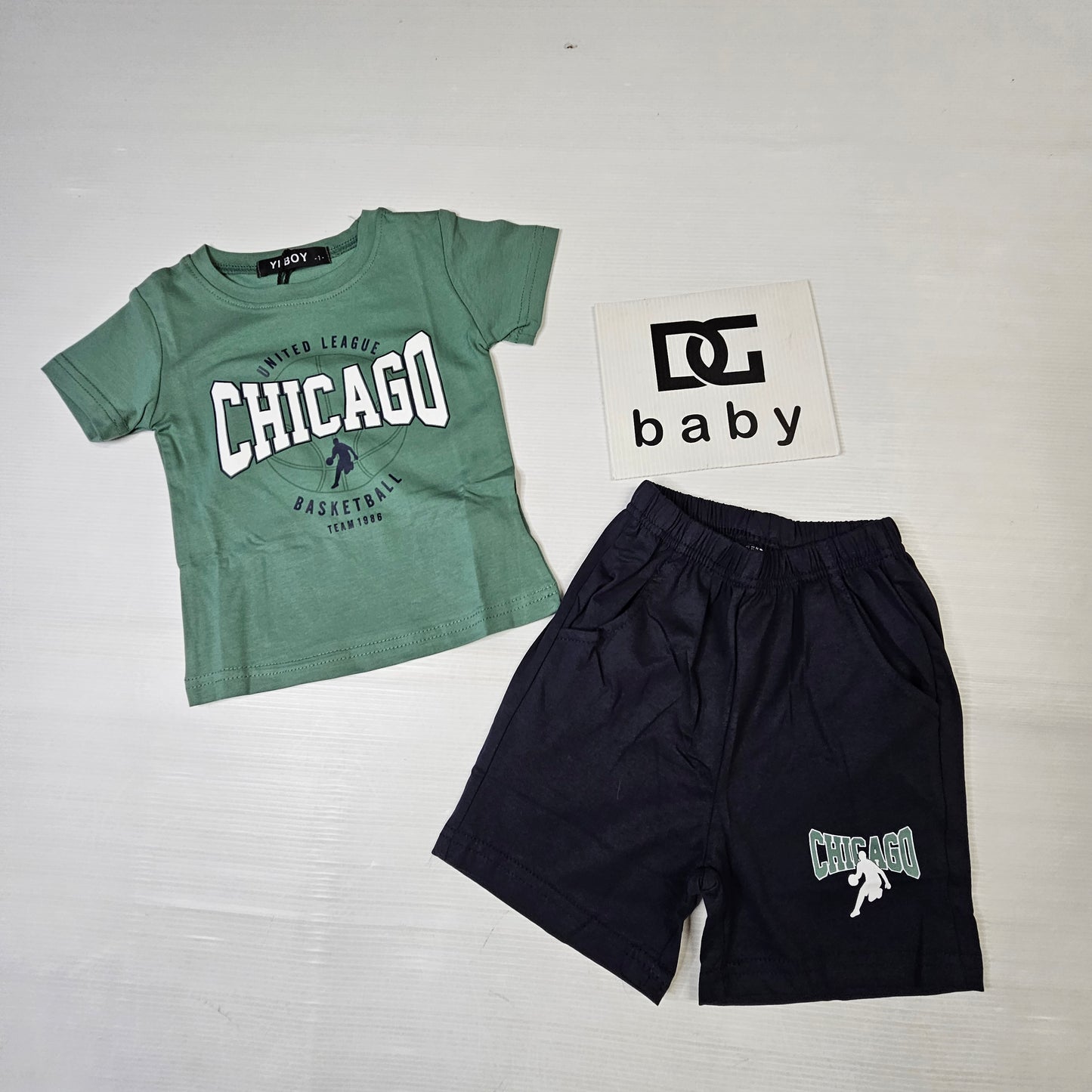 Completo bimbo t-shirt Chicago e bermuda