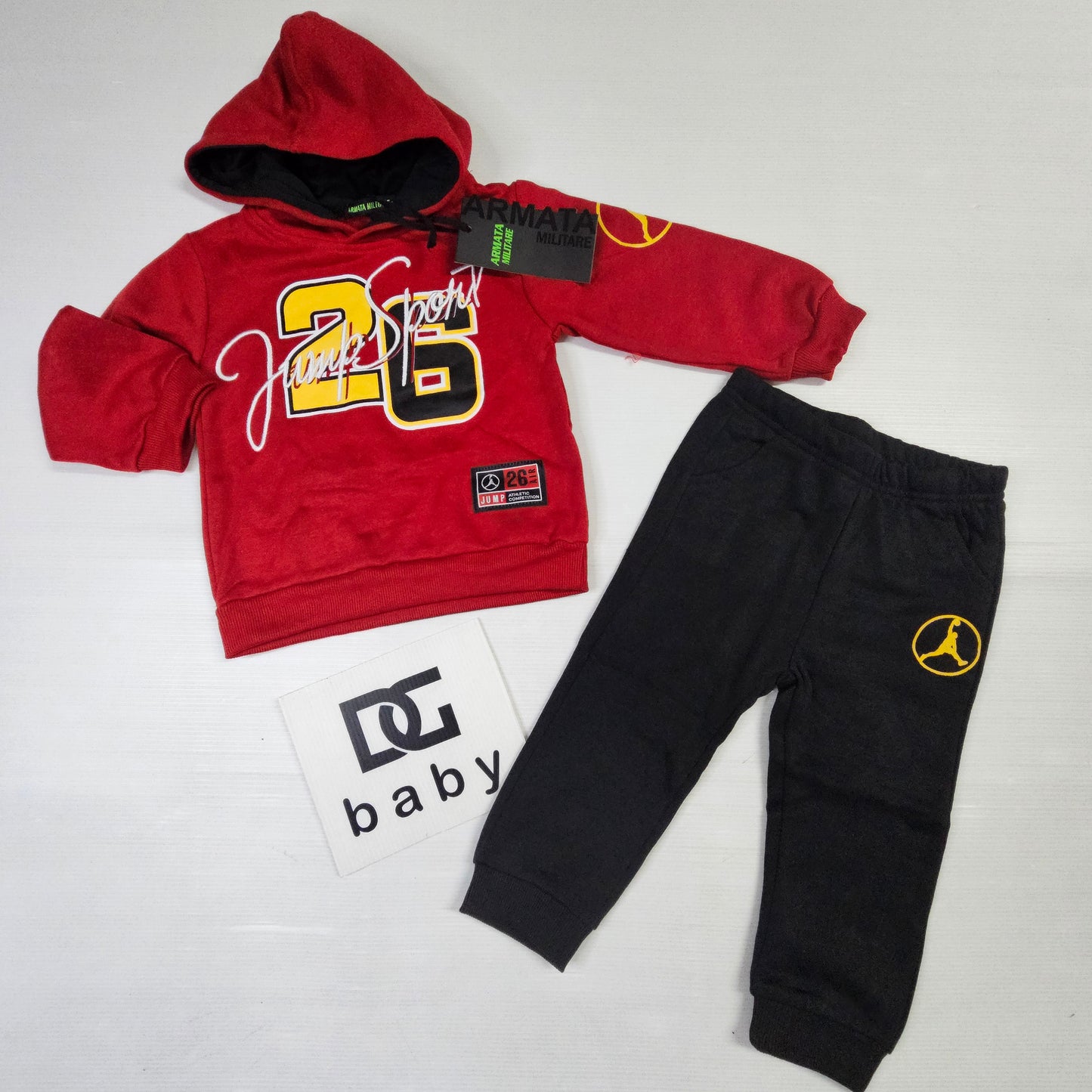 🏀 Completo “Jump 26” Felpa + Jogger – Baby