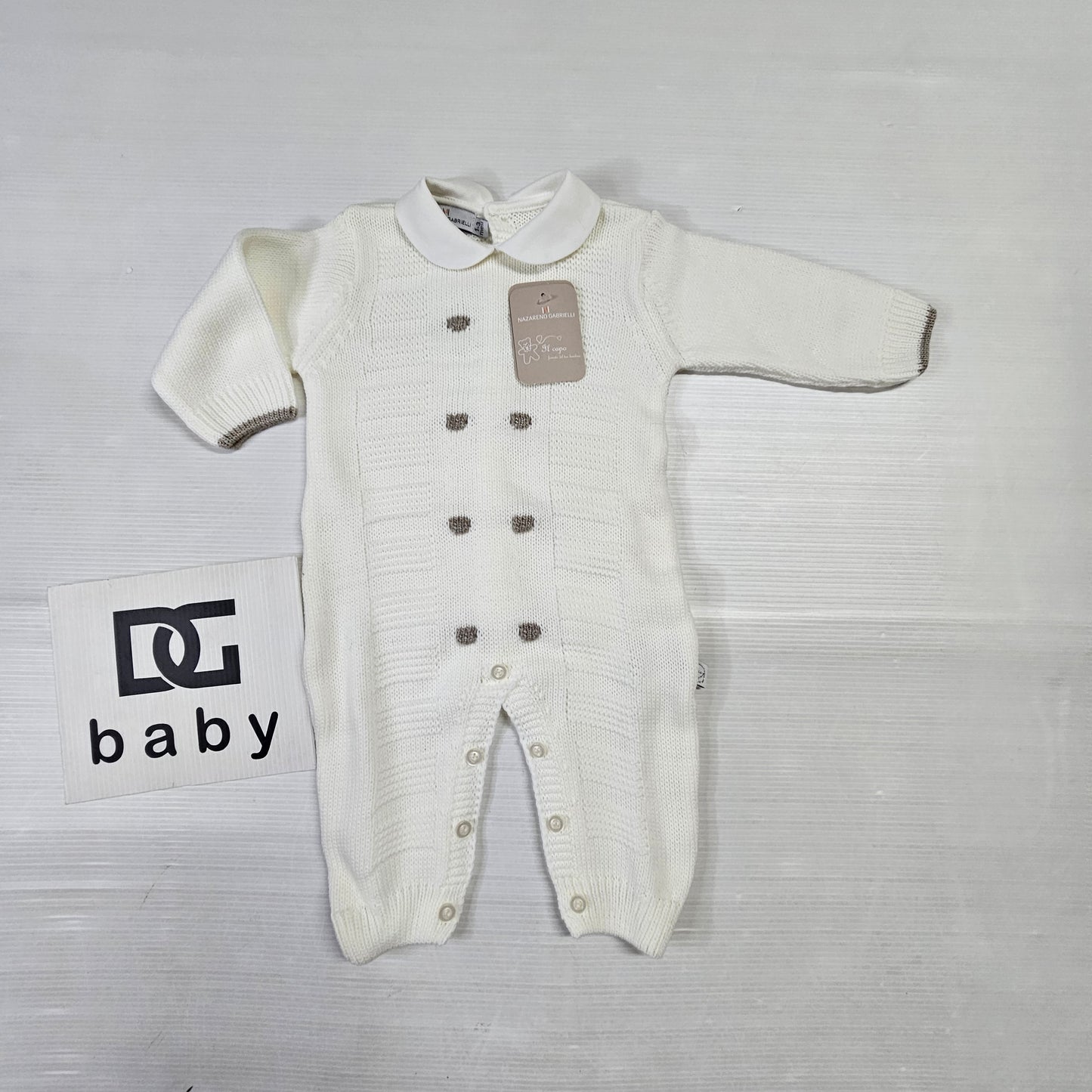 🧸 Tutina “Orsetto Elegante” – Nazareno Gabrielli