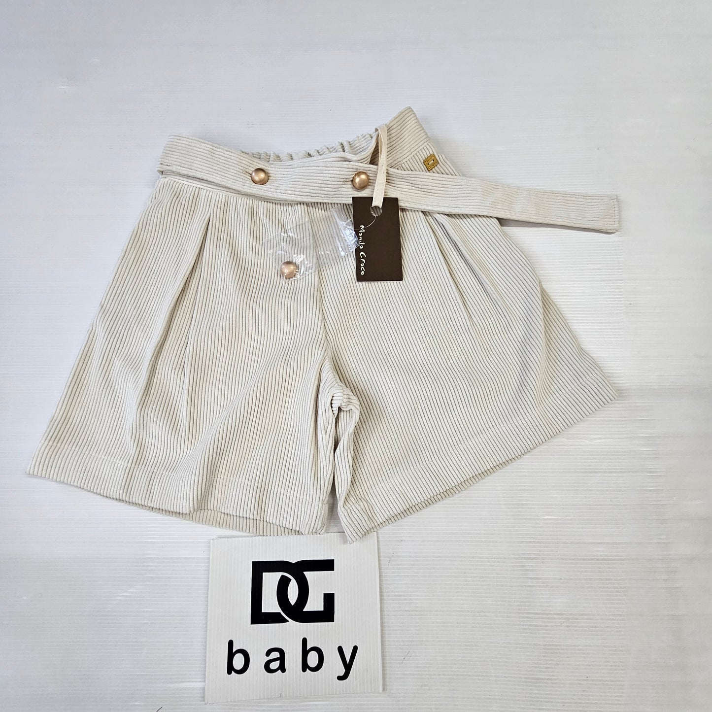 short ragazza MG2370