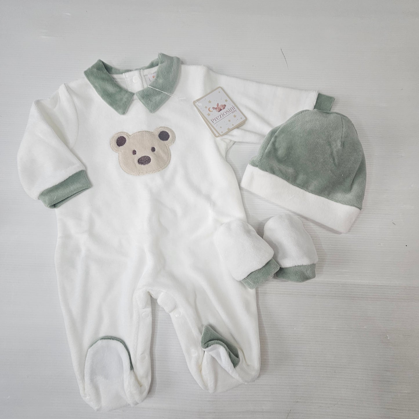 Tutina con Cappellino e Muffoline PRXS506