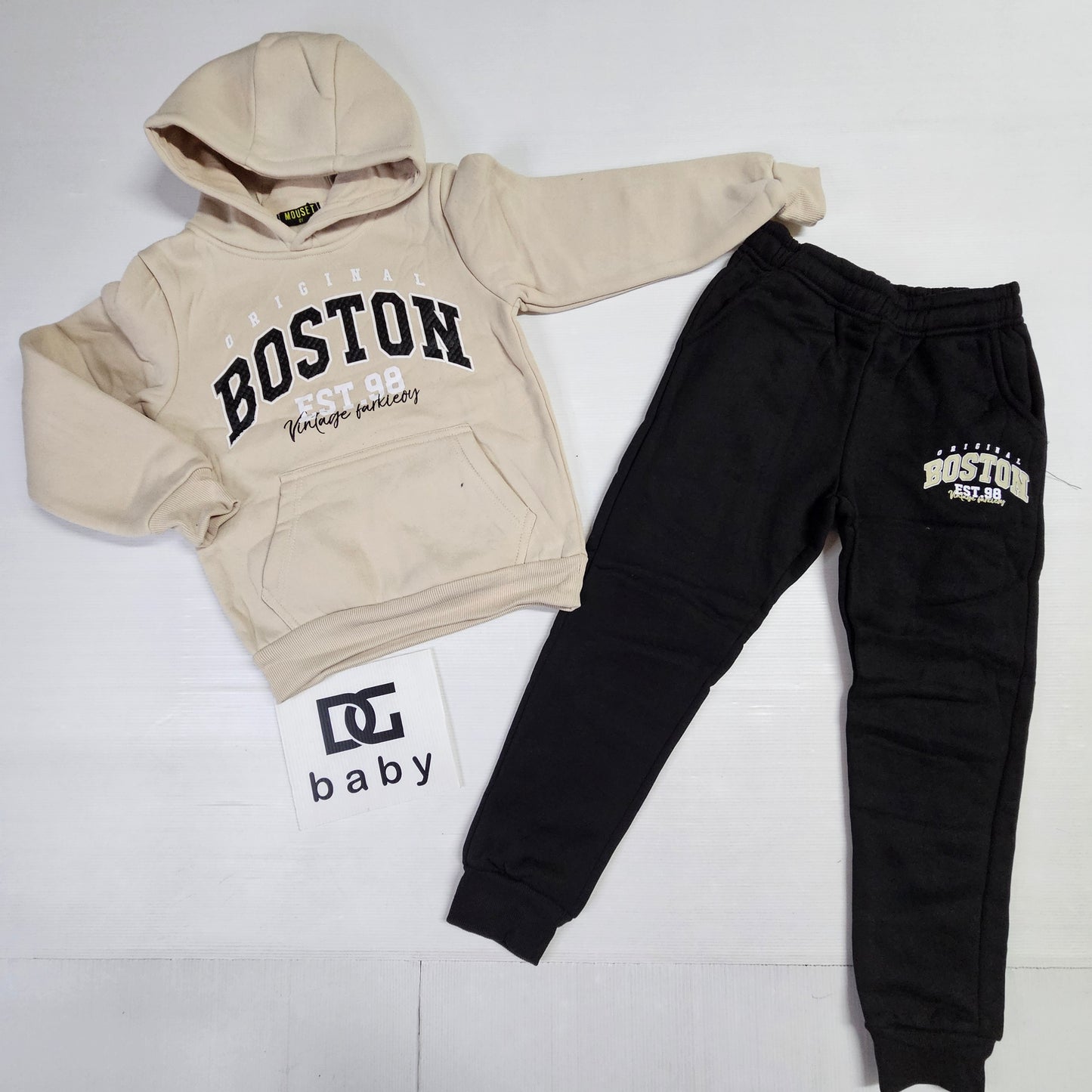 👟 Tuta “Boston College”