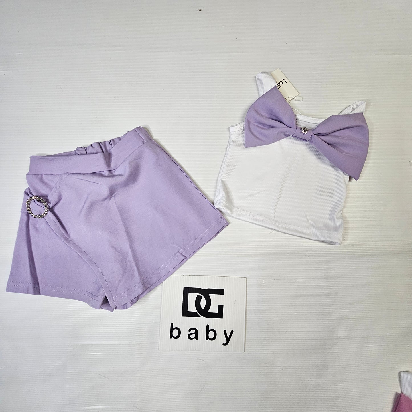 🎀 Completo bimba con fiocco e shorts eleganti