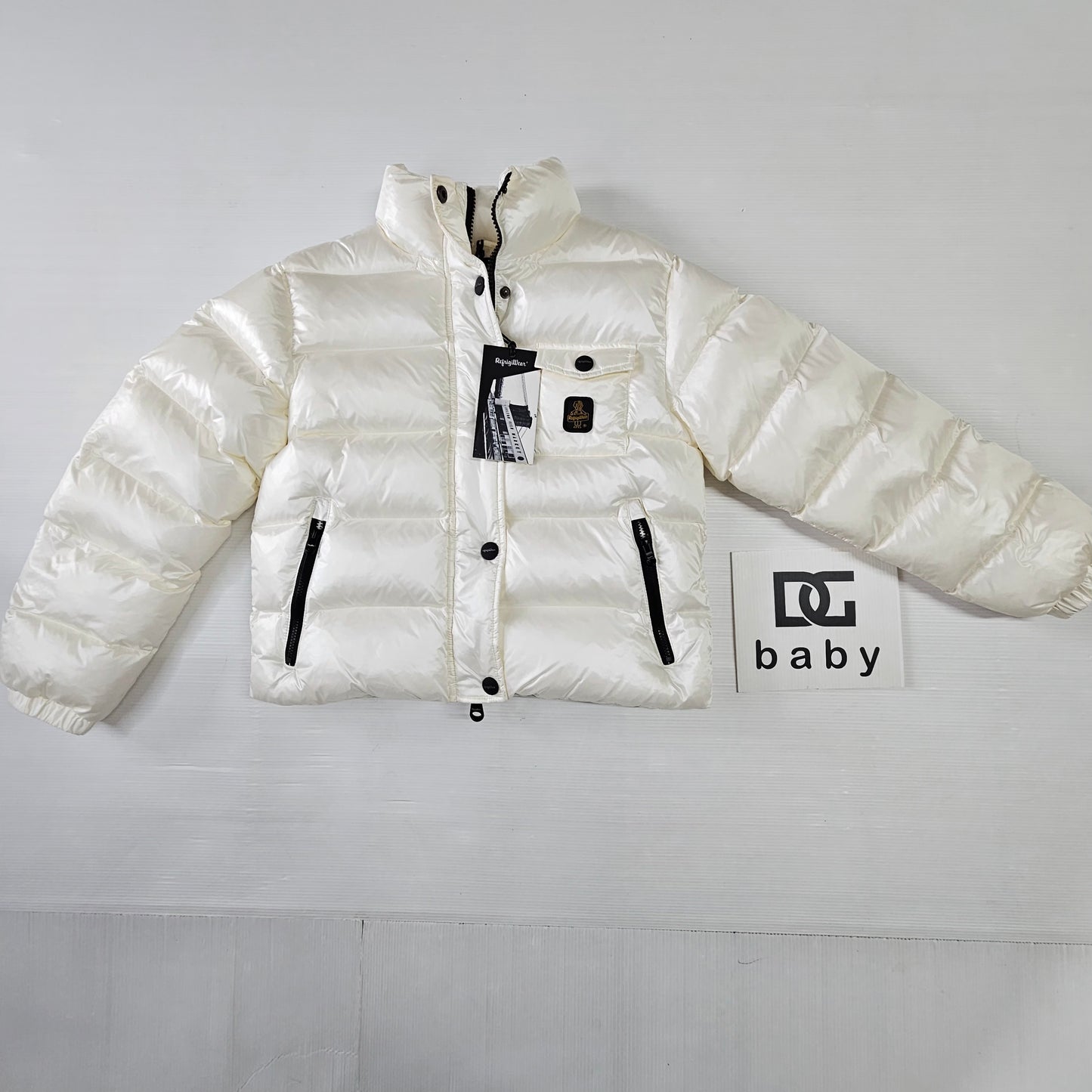 🤍 REFRIGIWEAR – Piumino “Neve Chic”