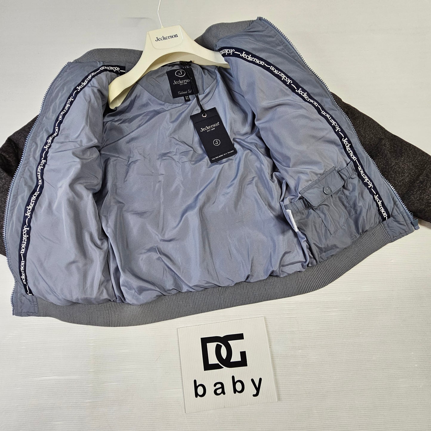 JECKERSON JI1340 – Giubbino Grigio con Maniche in Lana 🧥⚡