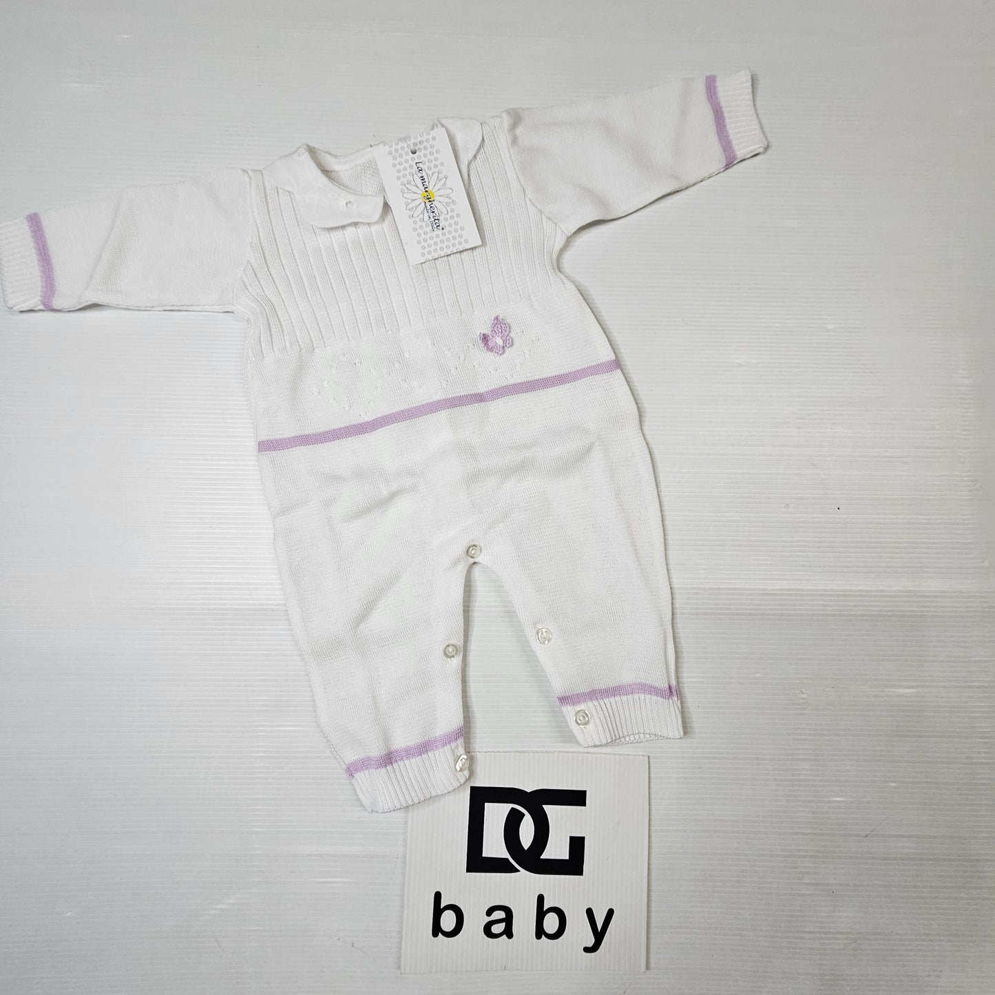 Tutina Neonata in Filo Bianco e Lilla – Cod. 266TF