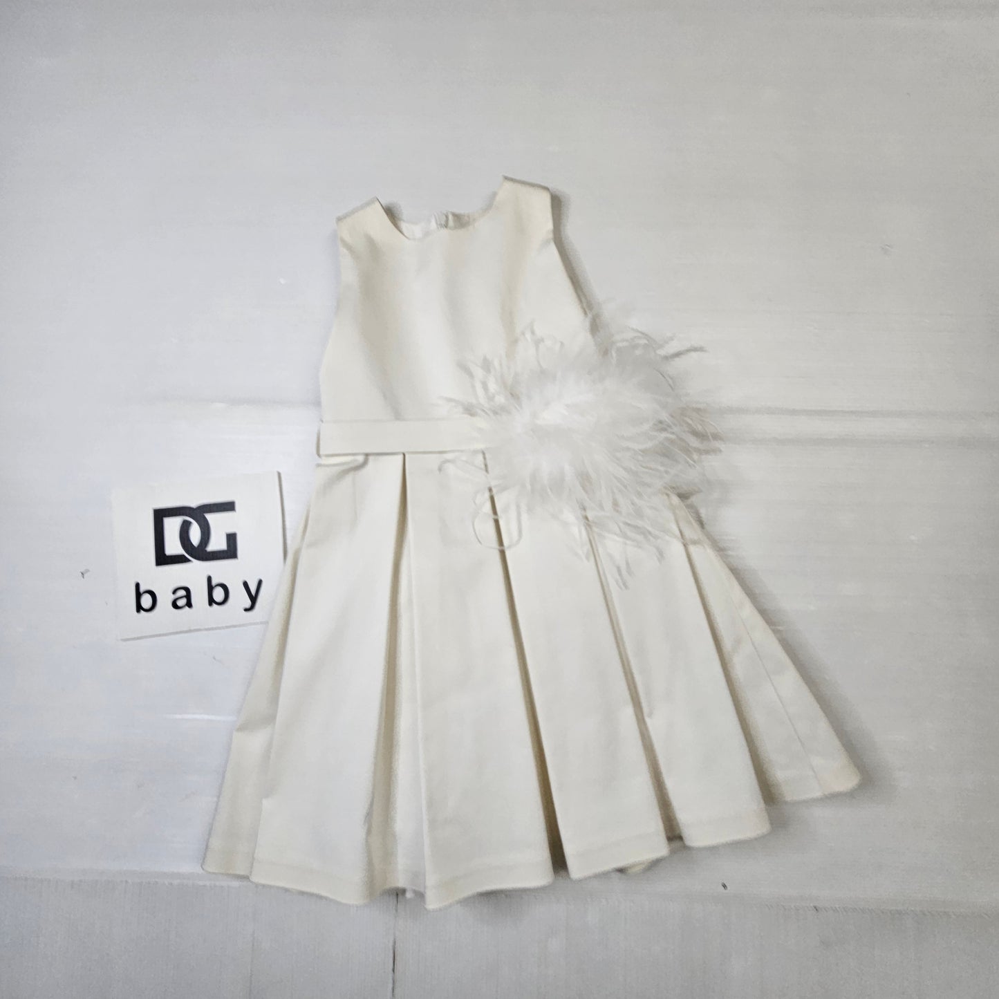 Vestito bambina Y-CLÙ “Elegance Feather” con piume e pieghe YE805