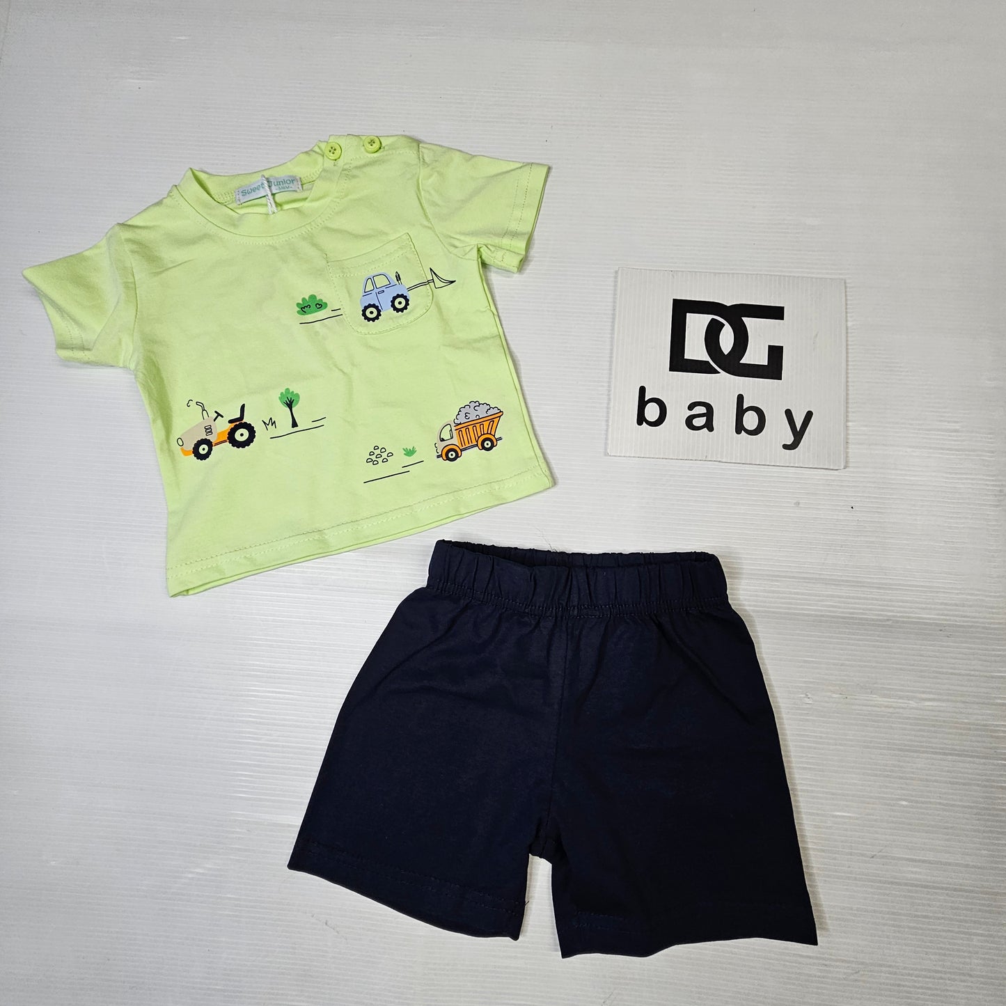 Completo neonato t-shirt con ruspe e bermuda in cotone