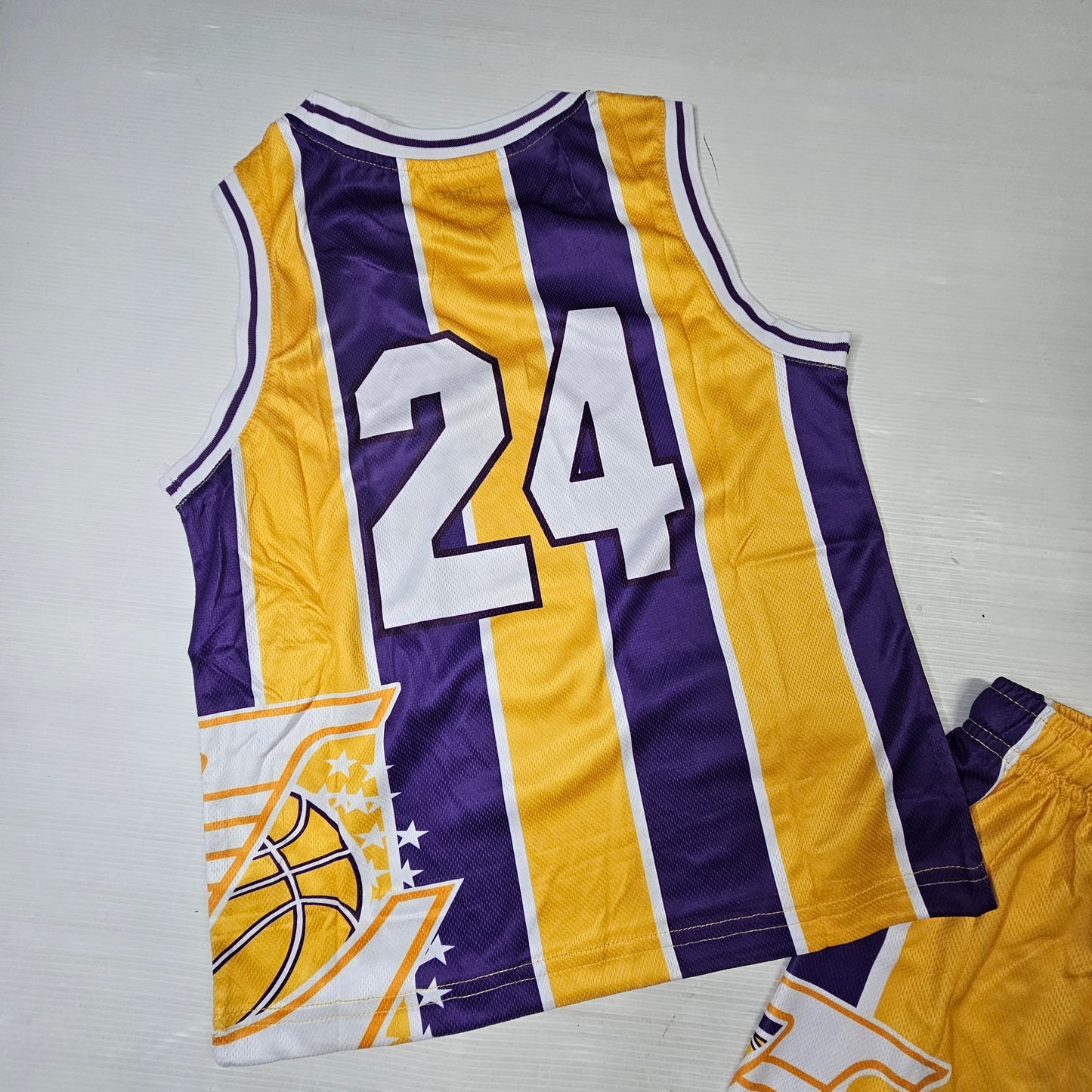Completo Basket Lions 24